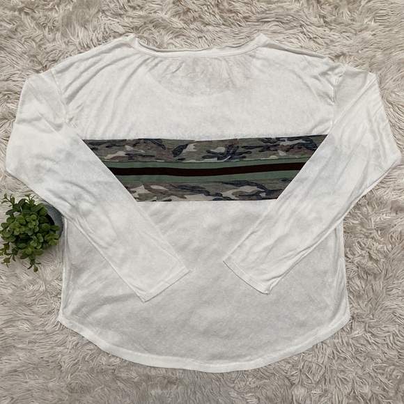 Hem & Thread Camo Exposed Hem Top 💗 White Olive & Brown - Picture 4 of 15